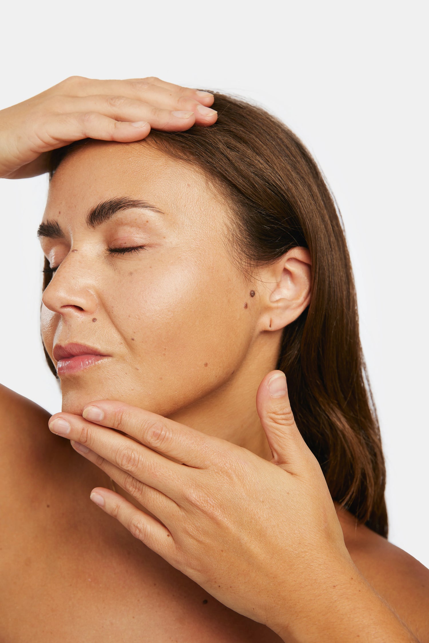 Discover our carefully curated collection of Anti-Aging Essentials, designed to help you achieve and maintain youthful, radiant skin.