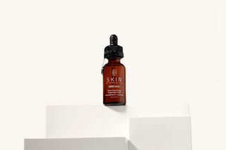 Pore Clarifying Treatment Gel – a powerhouse in the fight against acne and breakouts. This gel, formerly known as Pore Sal Gel, is formulated with potent salicylic acid, a BHA renowned for its deep exfoliating properties. It's specifically designed to tackle acne-prone skin, effectively unclogging pores and removing dead skin cells for a smoother, clearer complexion.